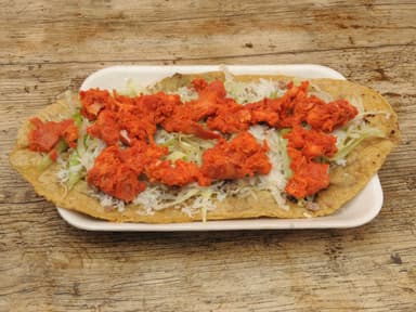 Huarache de Longaniza