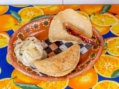 Taco Dorado de Barbacoa
