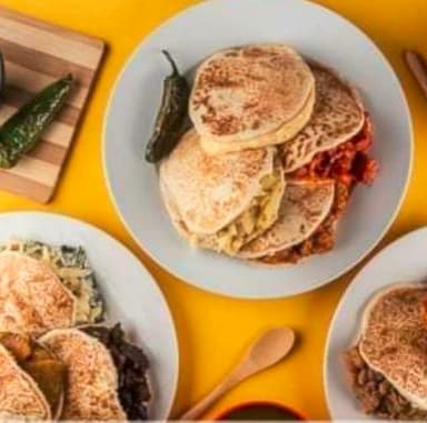 *DiDi Combo* 4 Gorditas + Refresco