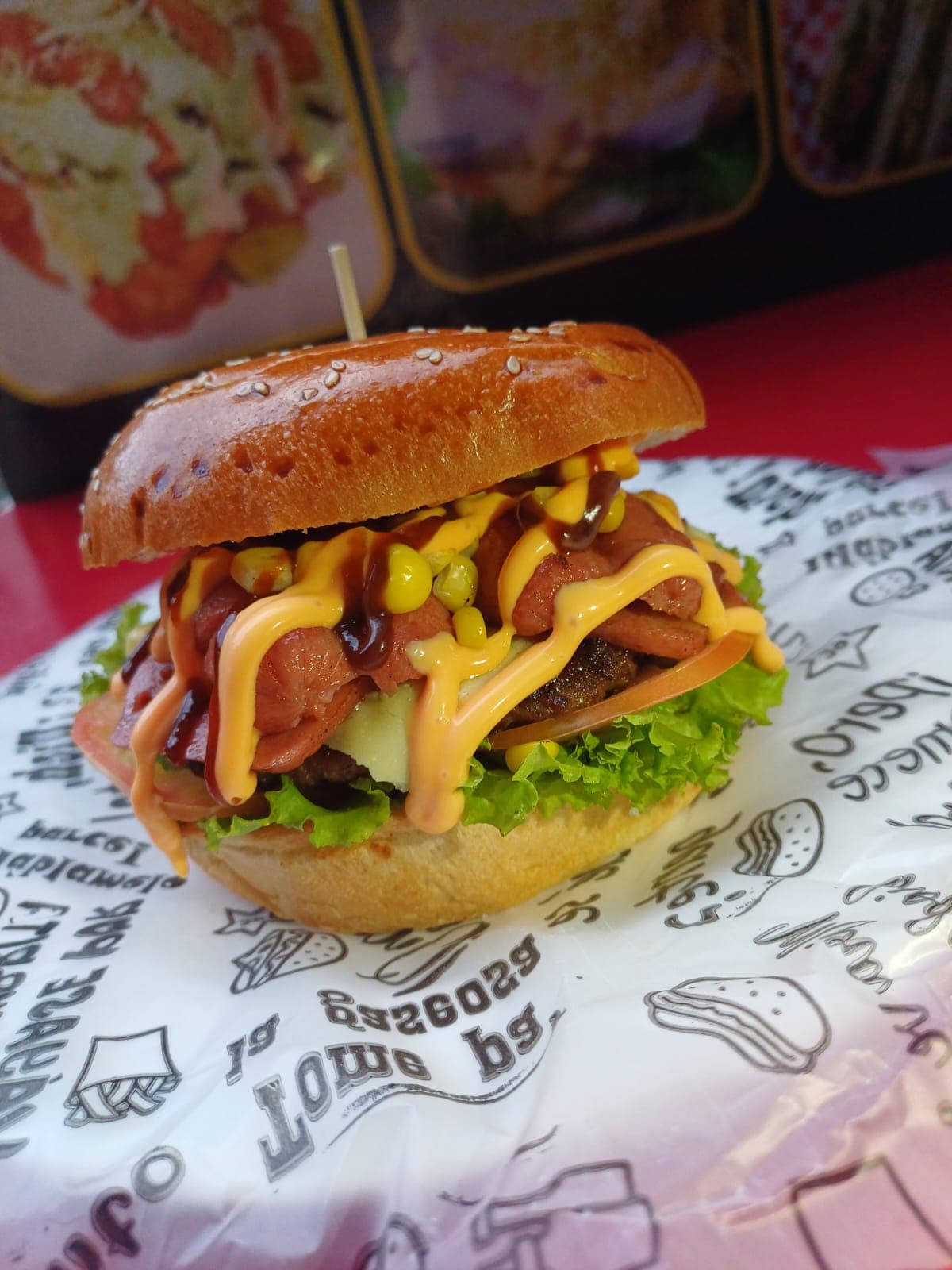 Combo  Hamburguesa Ranchera + jugo natural +papa
