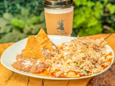 Chilaquiles con Pollo