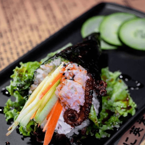 Temaki de  Pulpo y Tampico