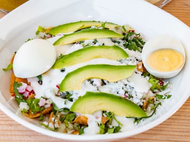 Chilaquiles con Huevo
