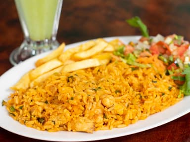 Arroz con Pollo