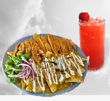 Chilaquiles con Milanesa y Agua