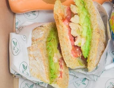 Sándwich de Pollo y Apio
