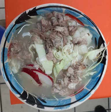 Pozole Blanco de Pollo Grande