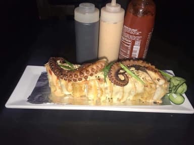 Pulpo Roll