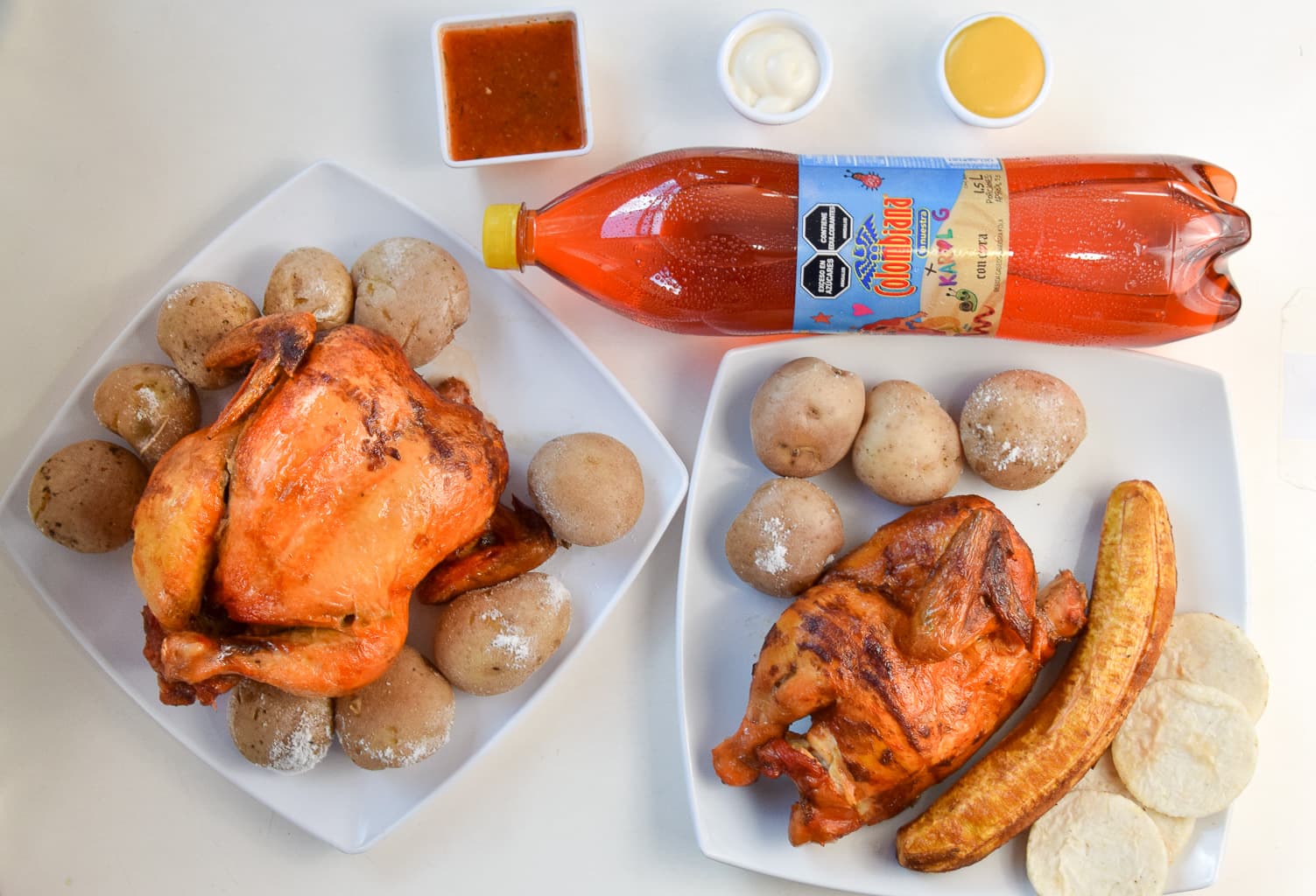 1 Pollo Asado y 1/2 + Platano + Gaseosa