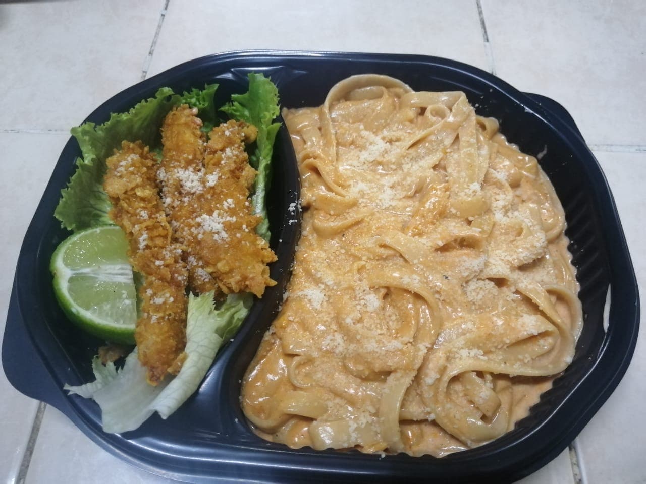 Combo Didi Pareja de 2 Fetuccini Alfredo y Tiras