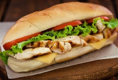 DOS PANINIS TRADICIONALES + PAPAS + 2 TÉ