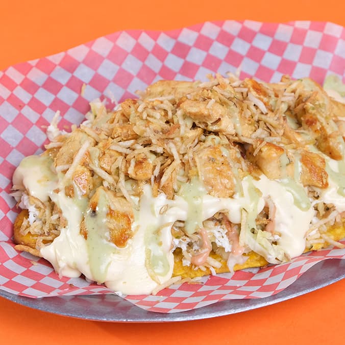 Patacón con Pollo