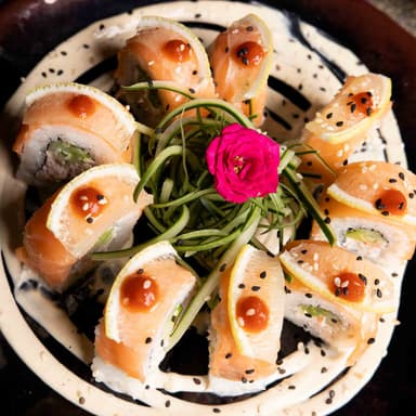Nallely Roll