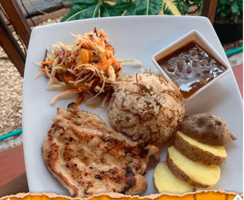 Pechuga a la Plancha  + Sopa + Agua de Panela