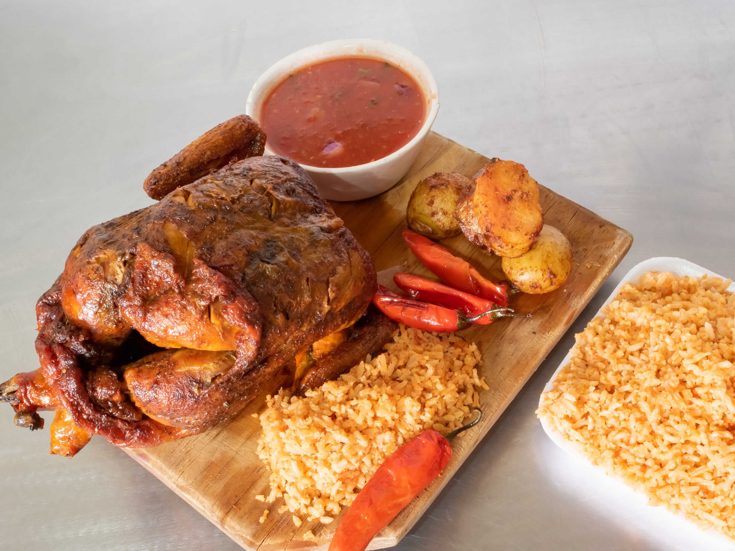 1 Pollo + 1 Complemento Extra