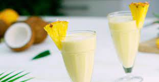 Agua de Piña Colada