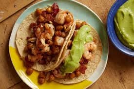 Taco campechano bistec con longaniza