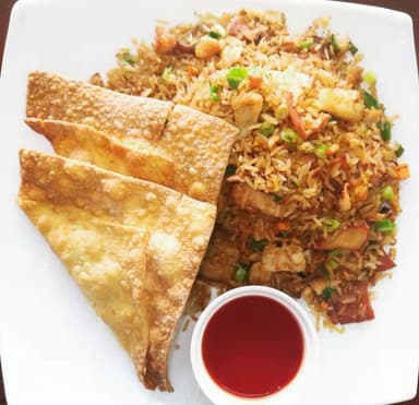 Combo 7.medio cantones con 2piezas de wantan frito