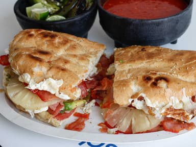 Torta Hawaiana