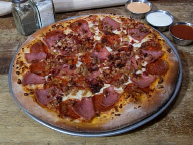 Pizza Carnívora