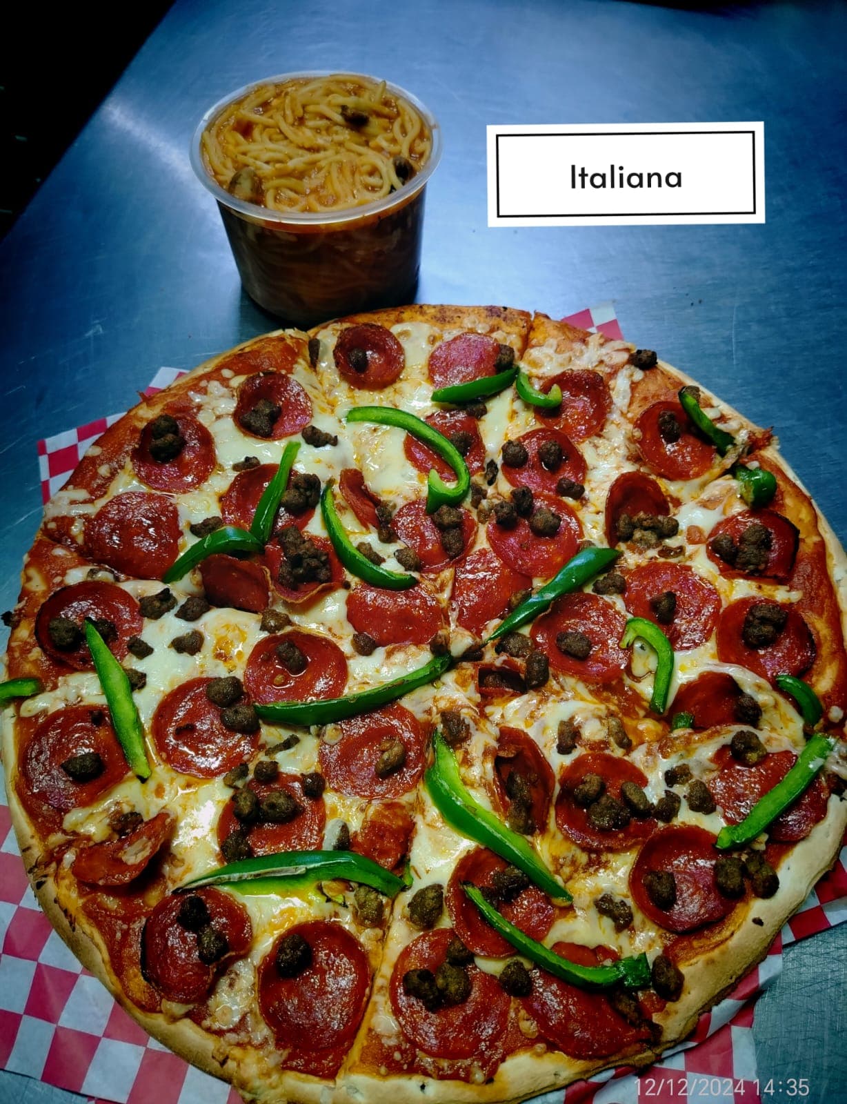 Pizza Italiana + 1/2 Espaguetti