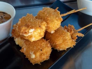 Kushiage de Queso Crema