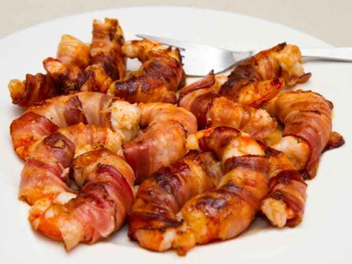 Camarones con Tocino