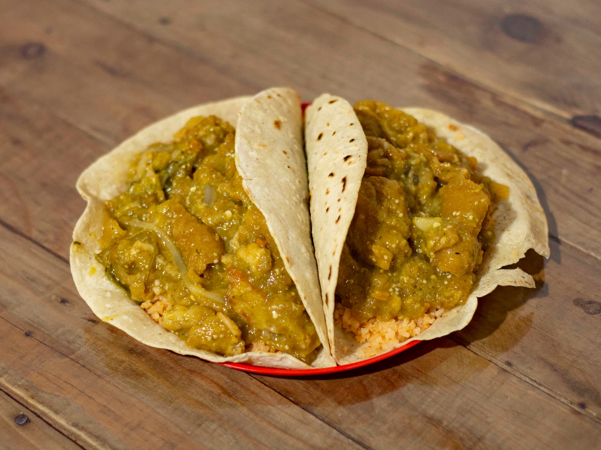 CHICHARRÓN EN SALSA VERDE