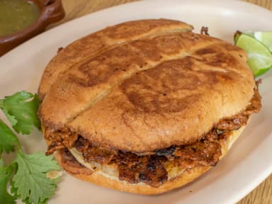 Guajolote de Carne Enchilada