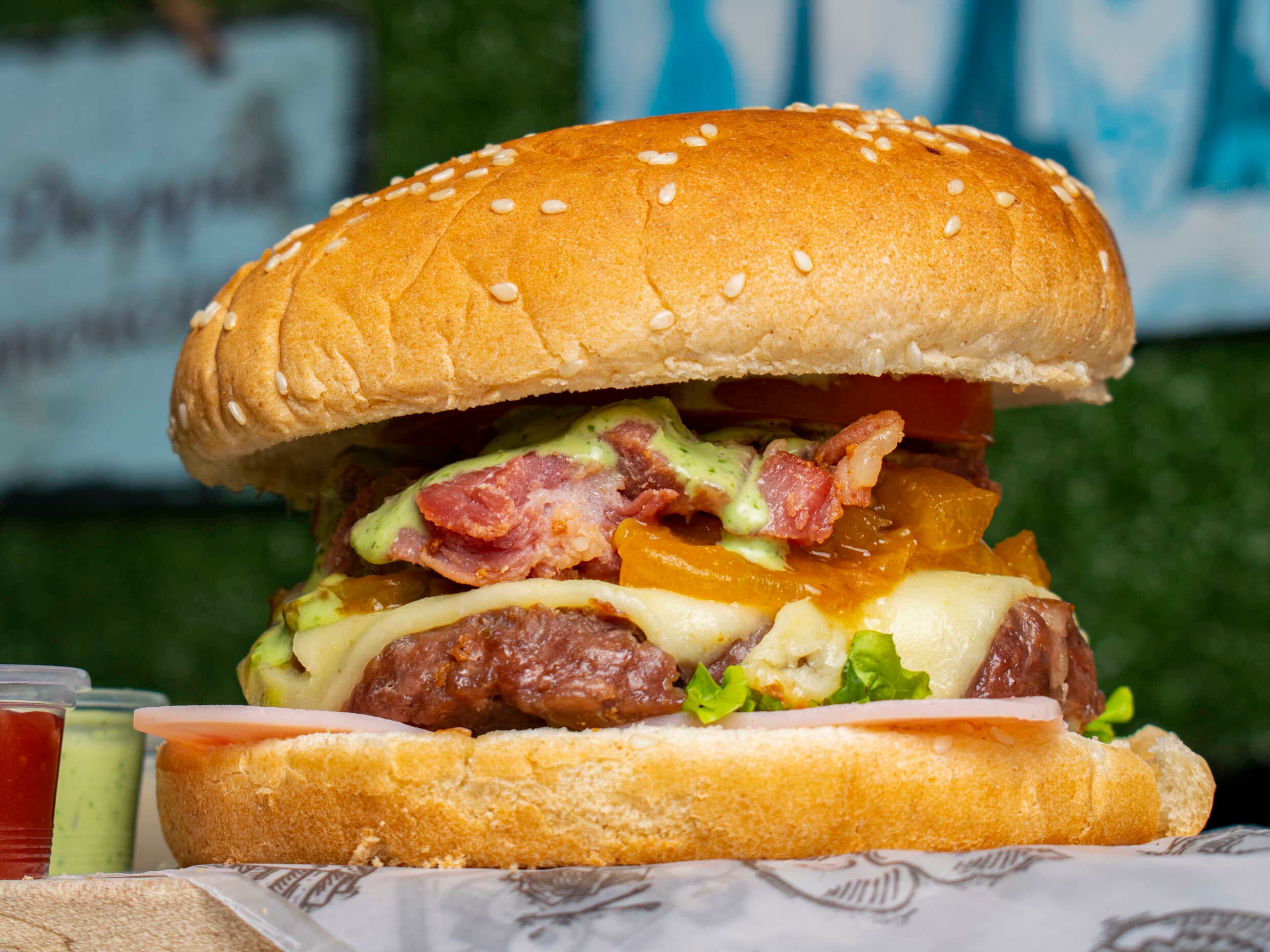 Hamburguesa Especial.