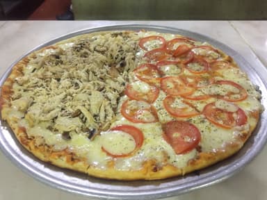 Pizza Small Jamón, Champiñón y Pollo