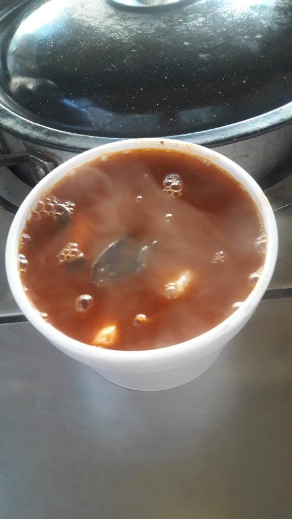 VASO CON MANTA Y CAMARON.