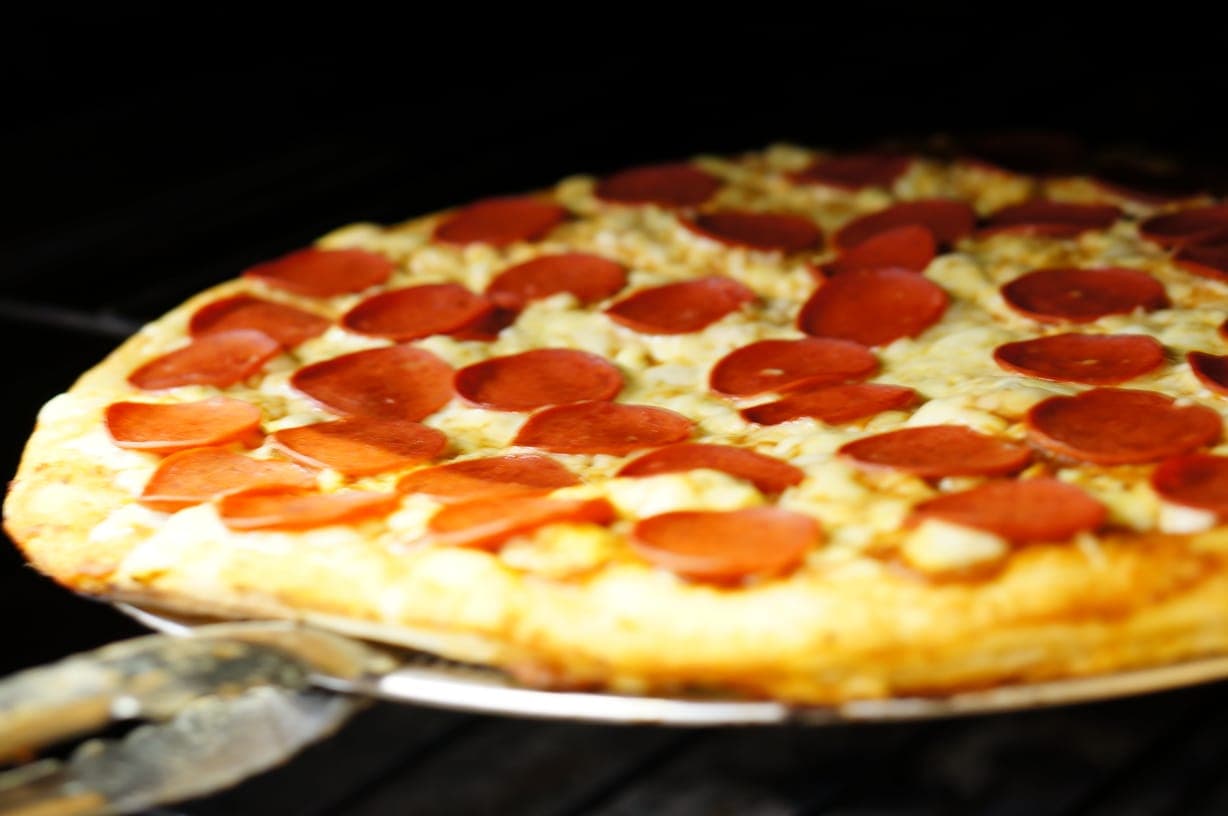 Pizza grande de pepperoni