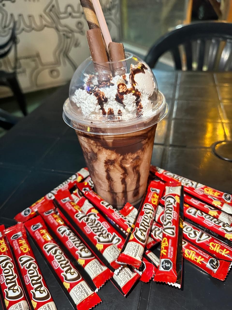 Frappé Chocolate Carlos V Grande 16 Oz