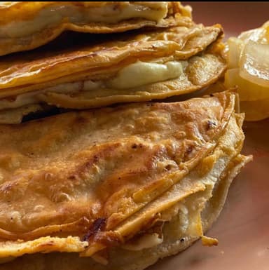 Tus Tacos Favoritos Con Queso