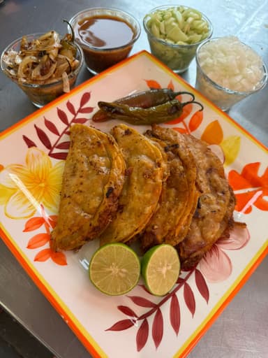 Taco de Barbacoa Dorados