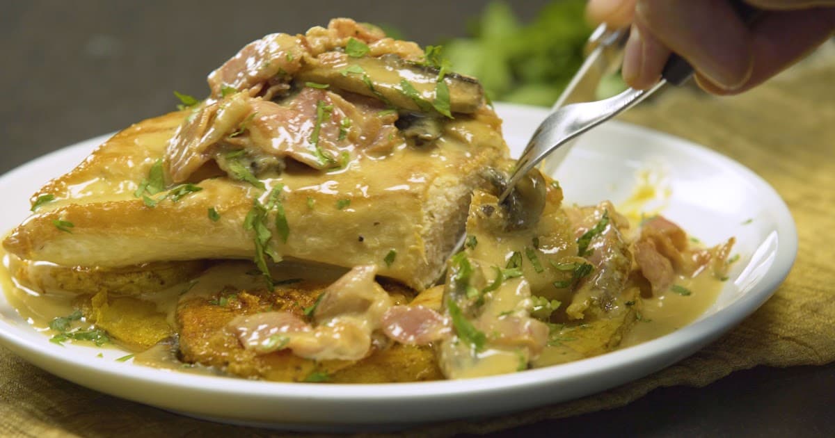 Bistec en Salsa Verde y Champiñones