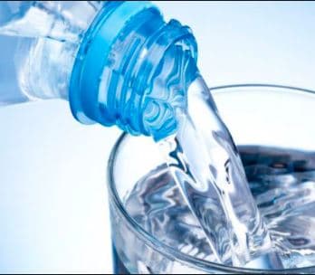 Agua Natural en Botella