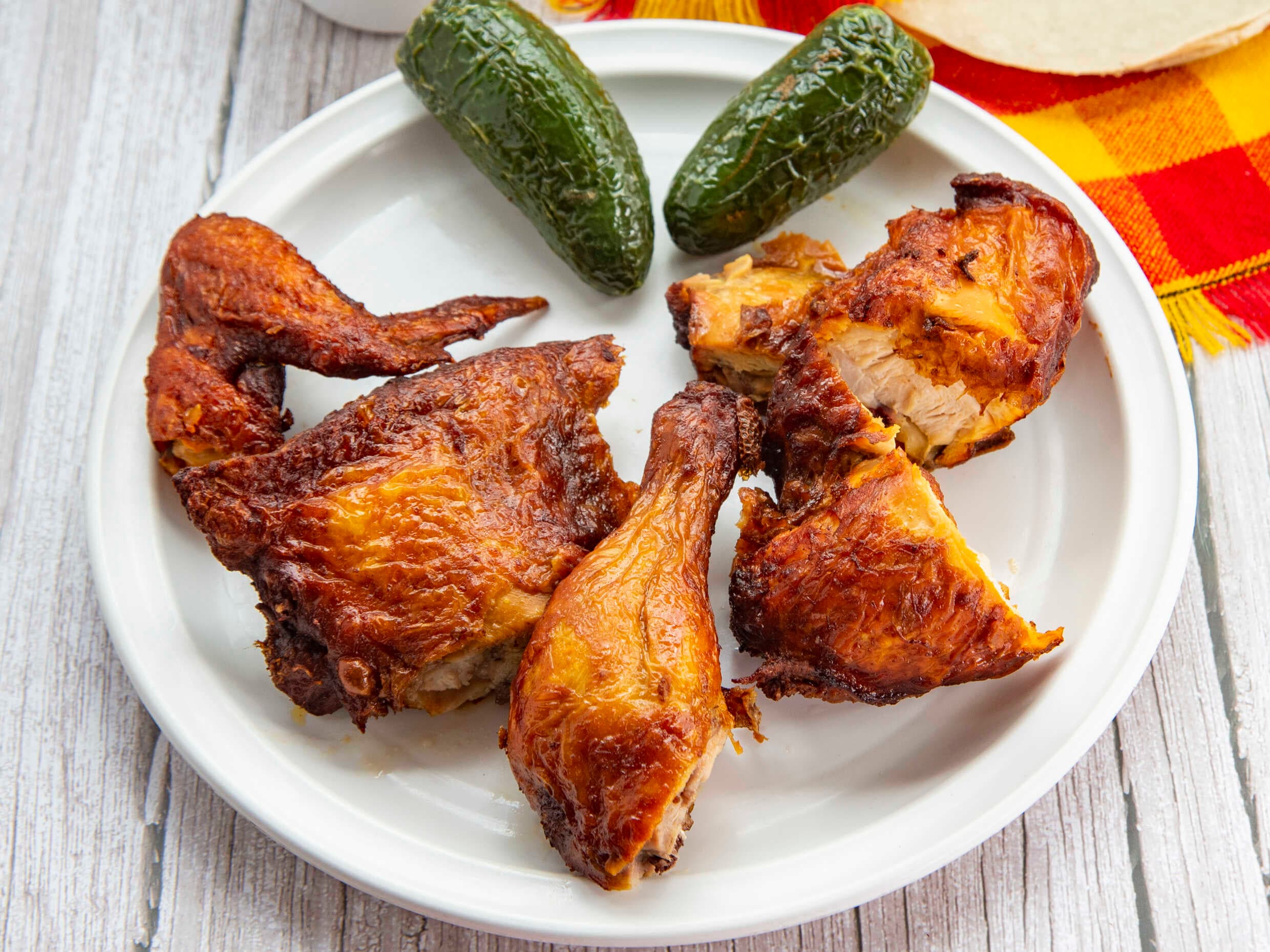 Medio Pollo Estilo Carnitas