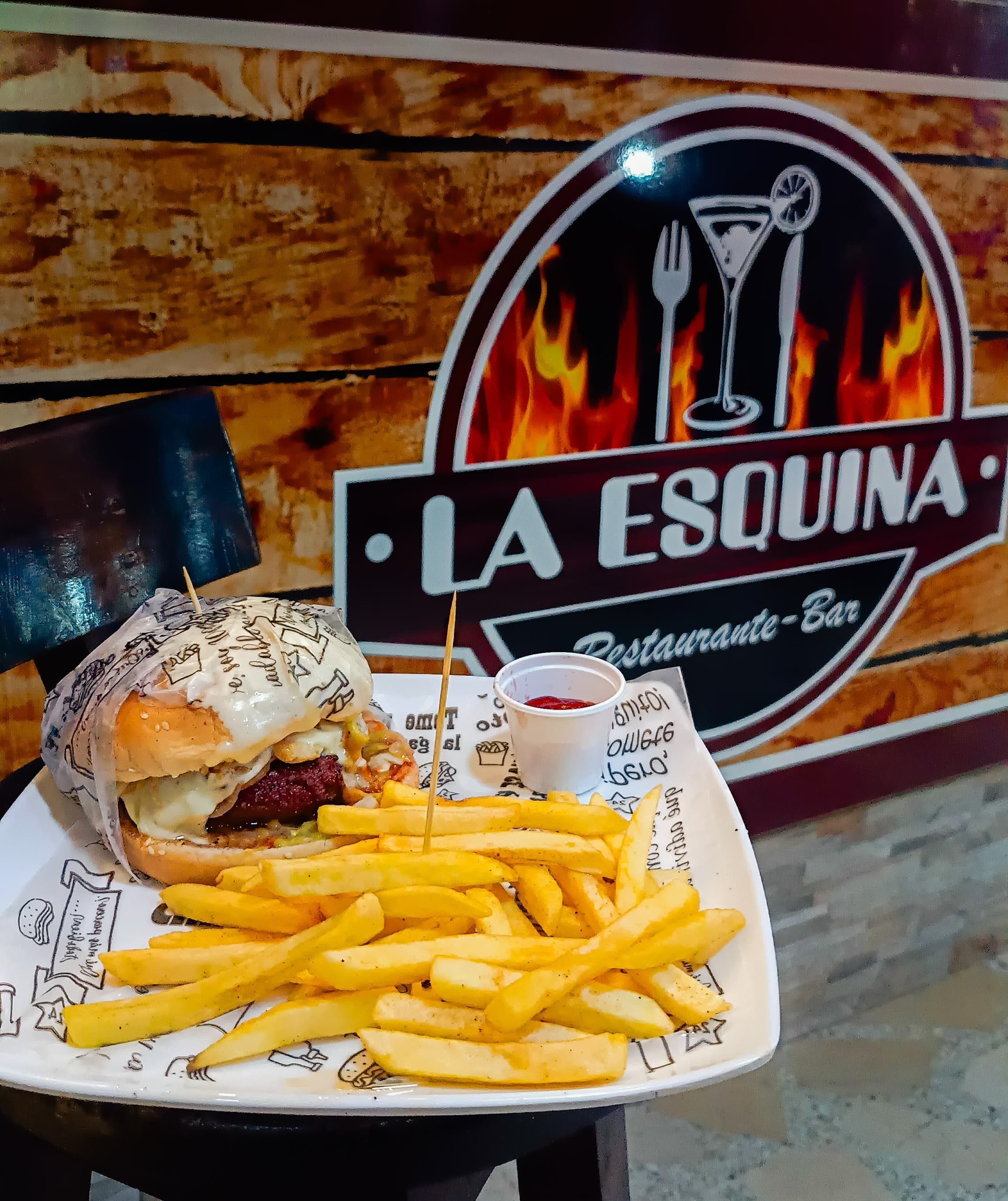 Hamburguesa Sencilla en Combo
