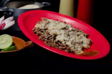 Bistec con Queso