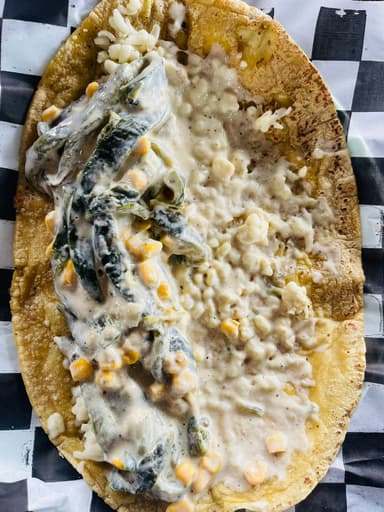 Quesadilla de Rajas en Crema