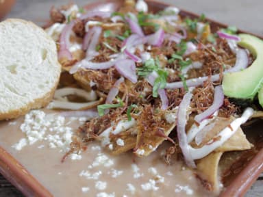 Chilaquiles Medianos con Machaca