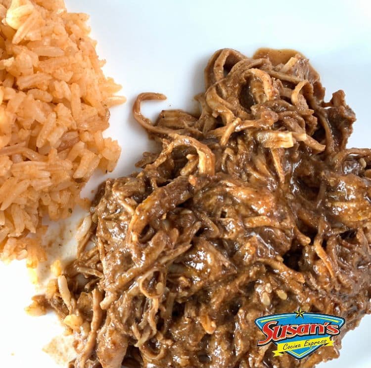 Pollo en Mole Poblano Un Litro