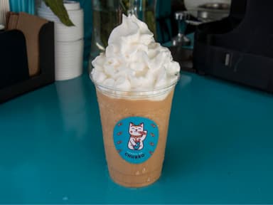 18 Mini Churros y Frappuccino Chico