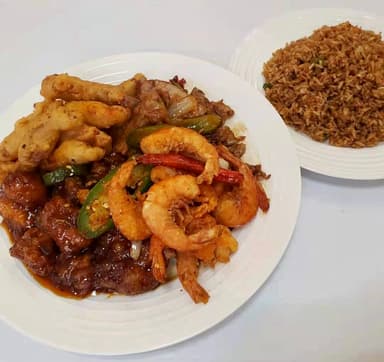 Camarón, 3 Guisos y Arroz Mixto
