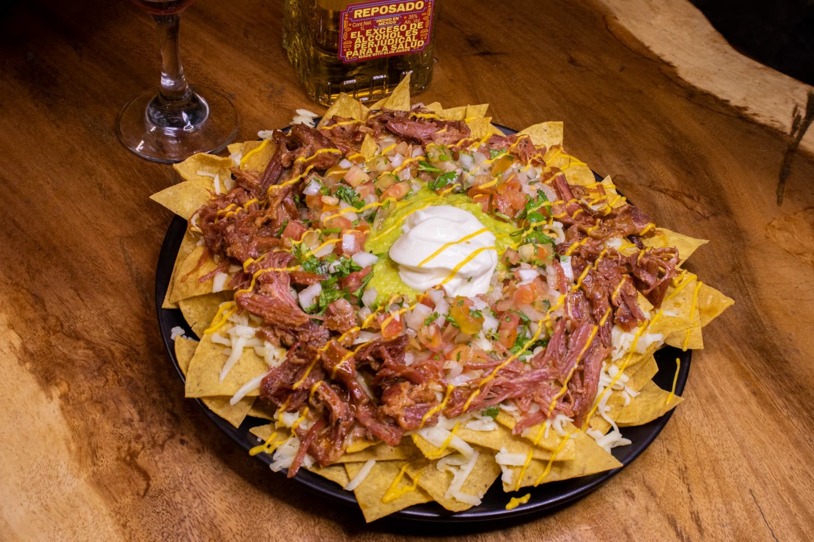 Medios Nachos supremos (1p)