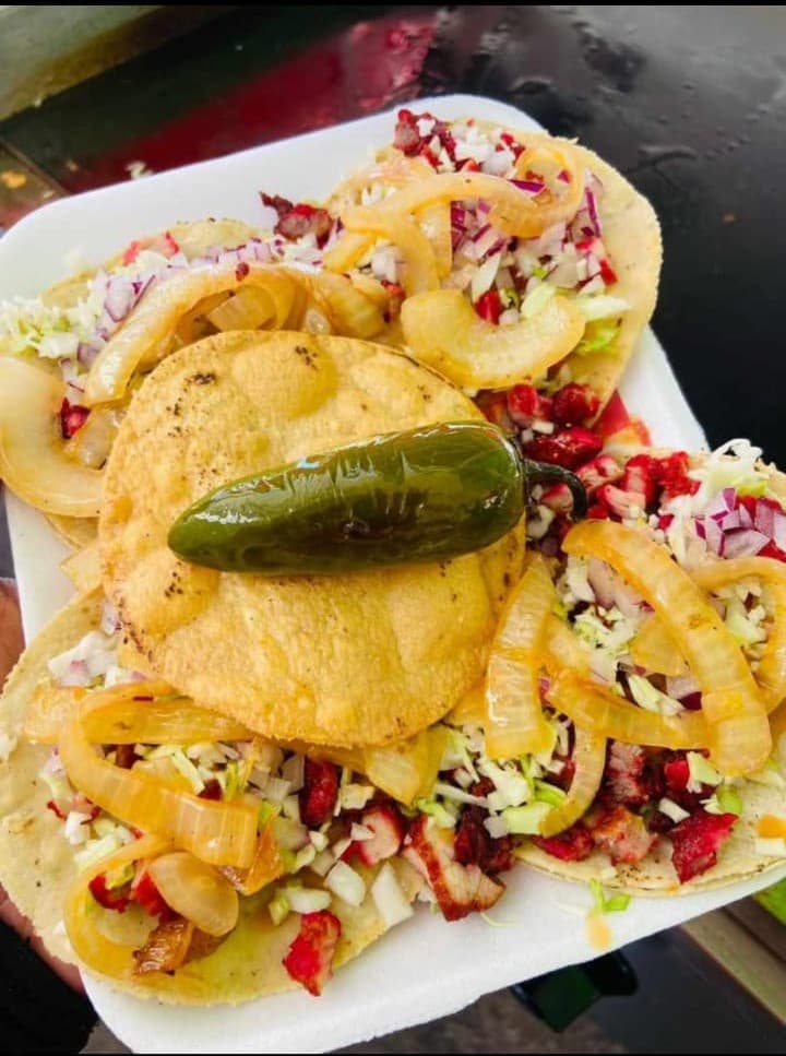 Orden de Tacos de Adobada (4)