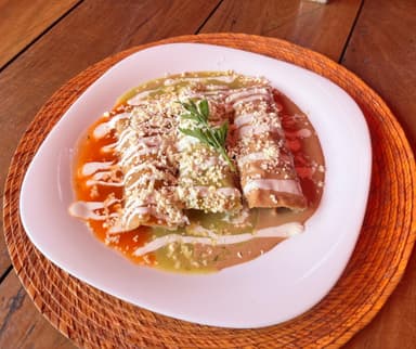 Combo 2 - Enchiladas Verdes