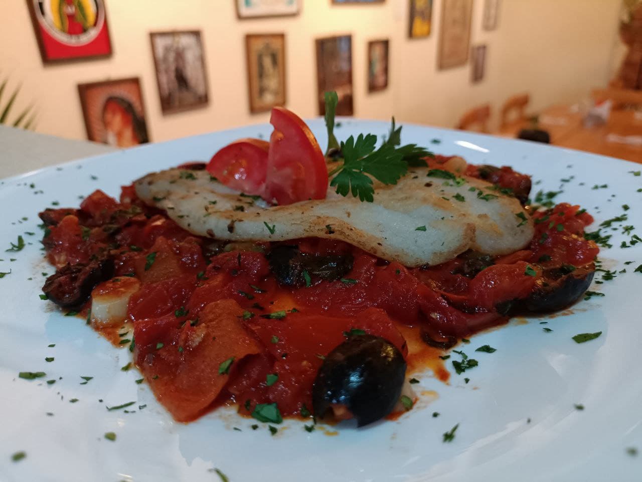 Pescado a la Mediterránea